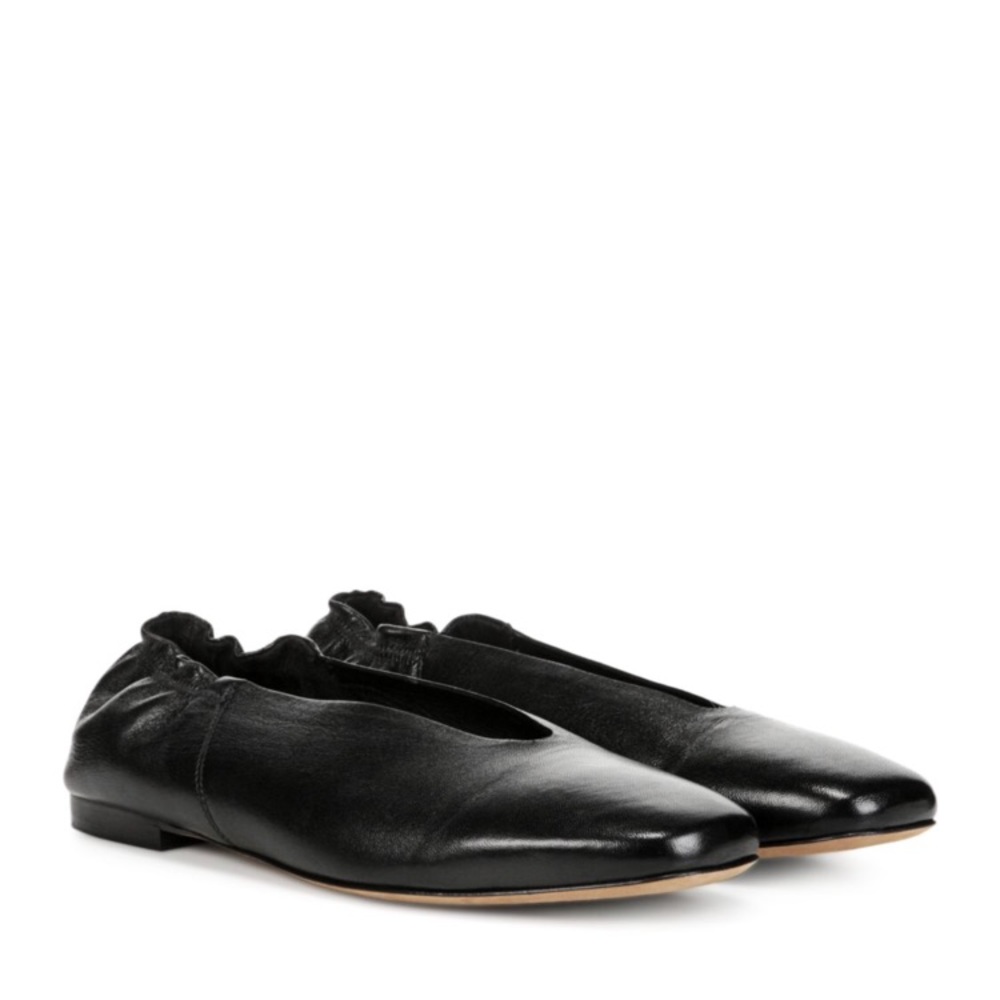 ❌SOLD❌ 💥Vince💥 Women’s Leather Ballet Flats NIB